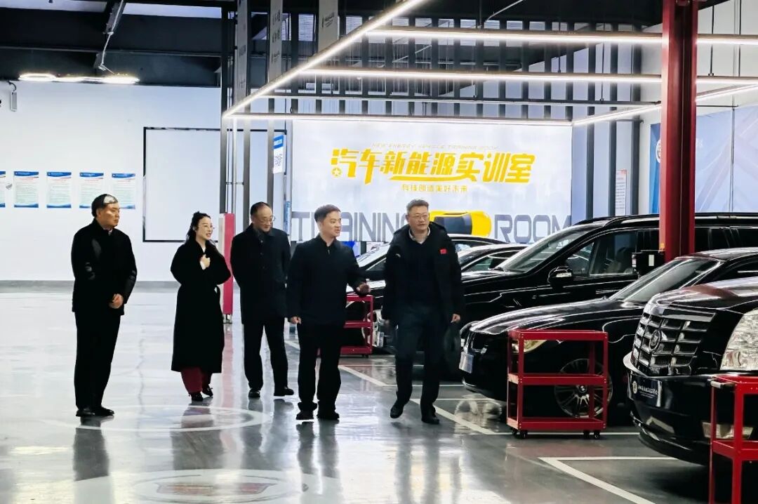 合肥南亚理工技工学校开展安全工作专项检查